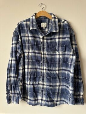 American Eagle Outfitters Navy and White Plaid Button-Down Shirt XXL Super Soft